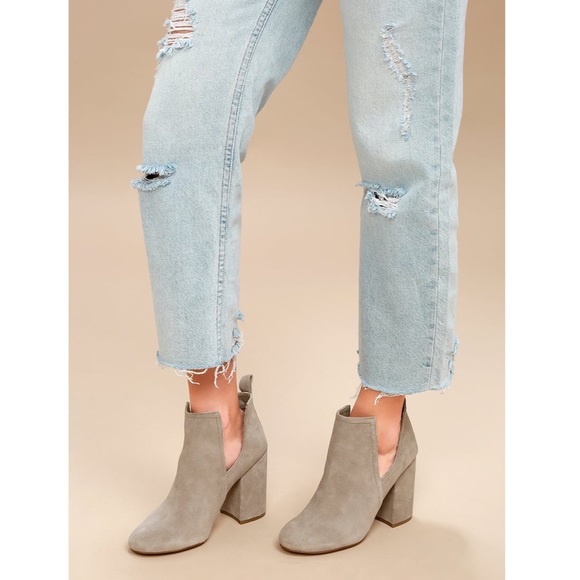 Steve Madden Shoes - steve madden • naomi ankle bootie